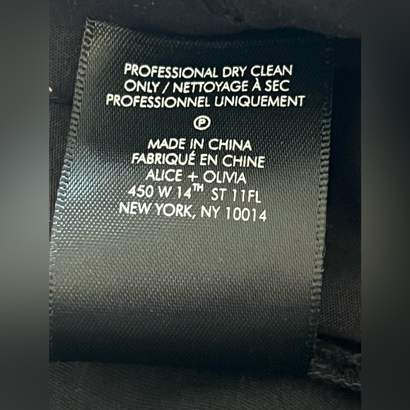 🆕 Alice + Olivia AKERS OVERSIZED CARGO PANT COLOR Black Sz 6 - Picture 16 of 16